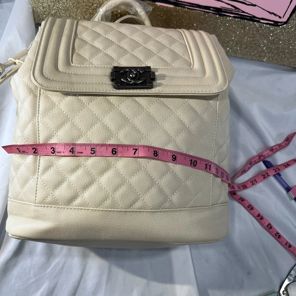Chic Cream‎ Quilted Women's Backpack